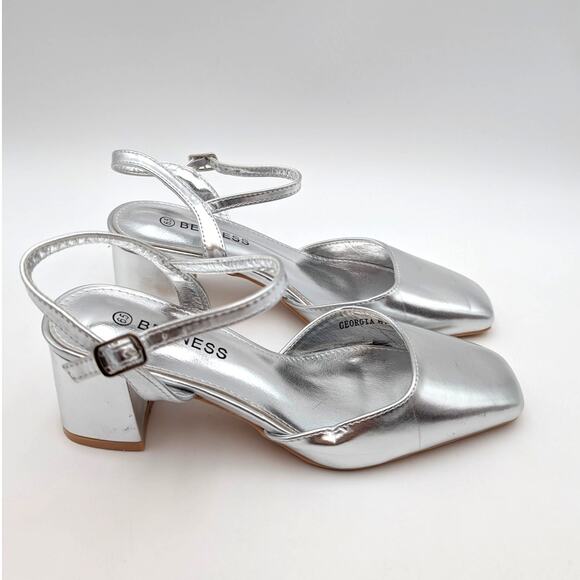 Berness Georgia Heel Pump Adjustable Ankle Strap Women's Silver Size US6.5 EU37 - Picture 3 of 13